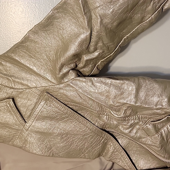 Faux leather jacket - Picture 3 of 5